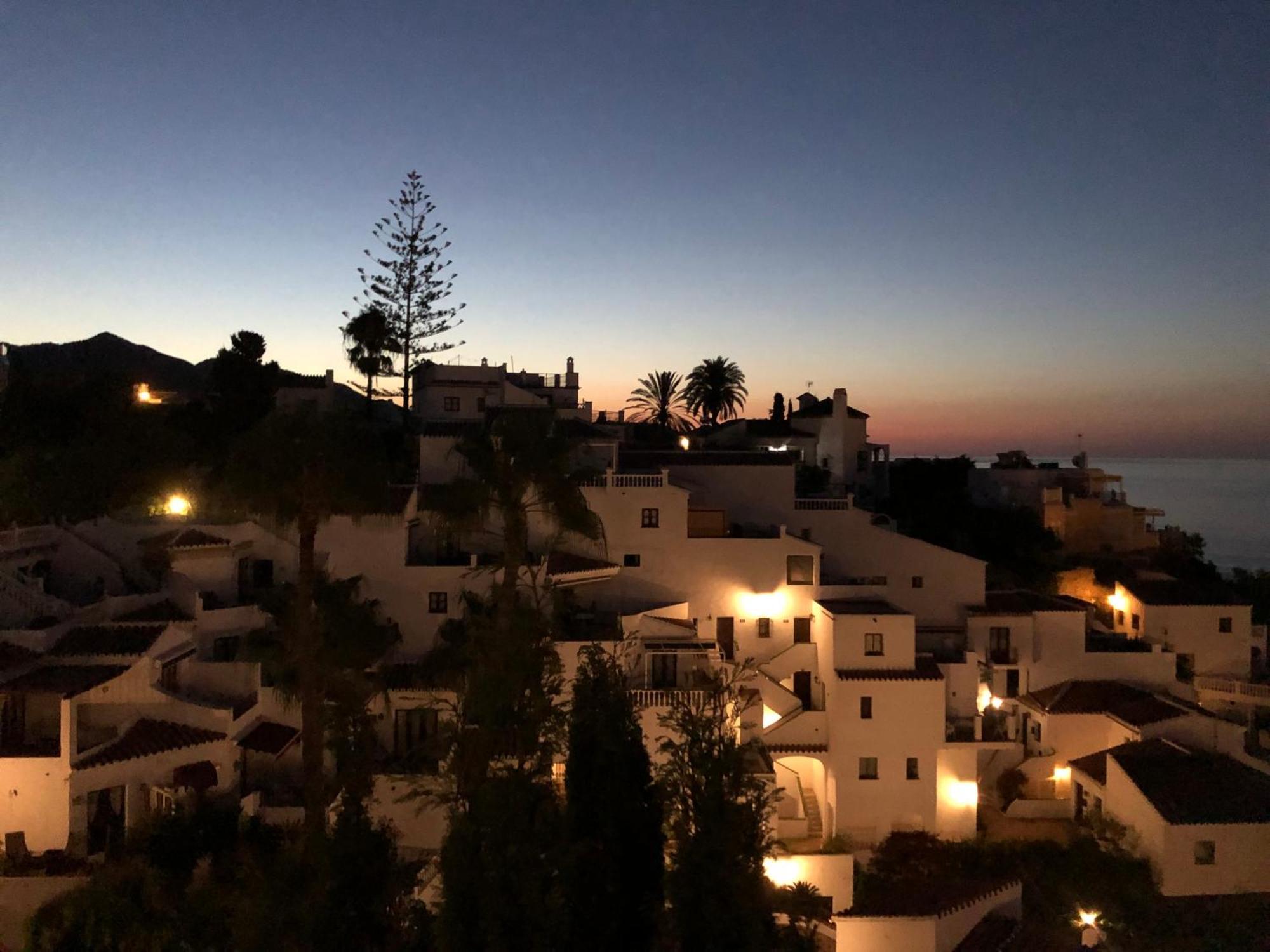 Ferienwohnung Nerja With View Exterior foto